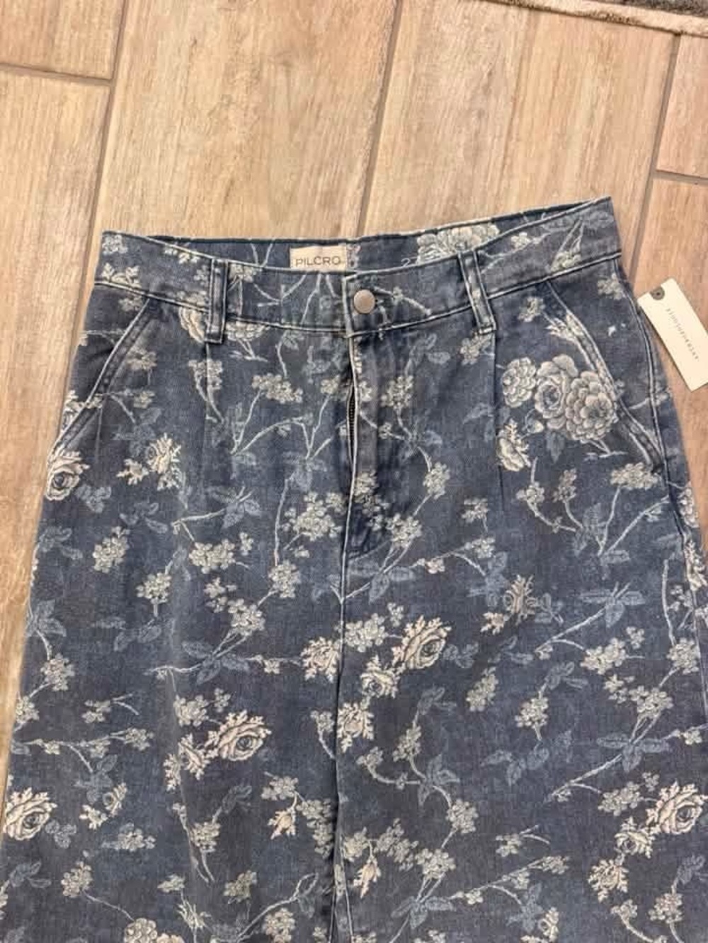 Pilcro The Leon Double Hem High-Rise Wide-Leg Cuffed Jeans size 27 NWT - Picture 5 of 9
